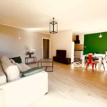 Apartament La Montagne Ca Vous Gagne ! Cluses Zewnętrze zdjęcie